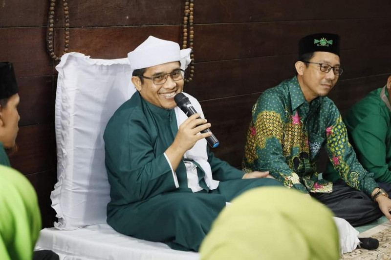 RESOLUSI 1 ABAD NU: Islam di Tanah Melayu Langkat, Istiqomah  membangun Peradaban Tarikat